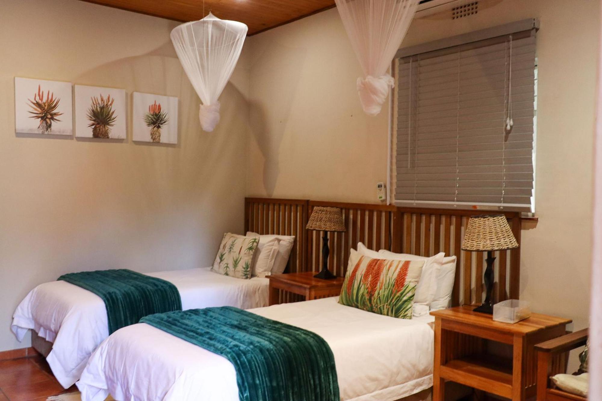 A Traveller'S Palm Hotel Phalaborwa Ngoại thất bức ảnh