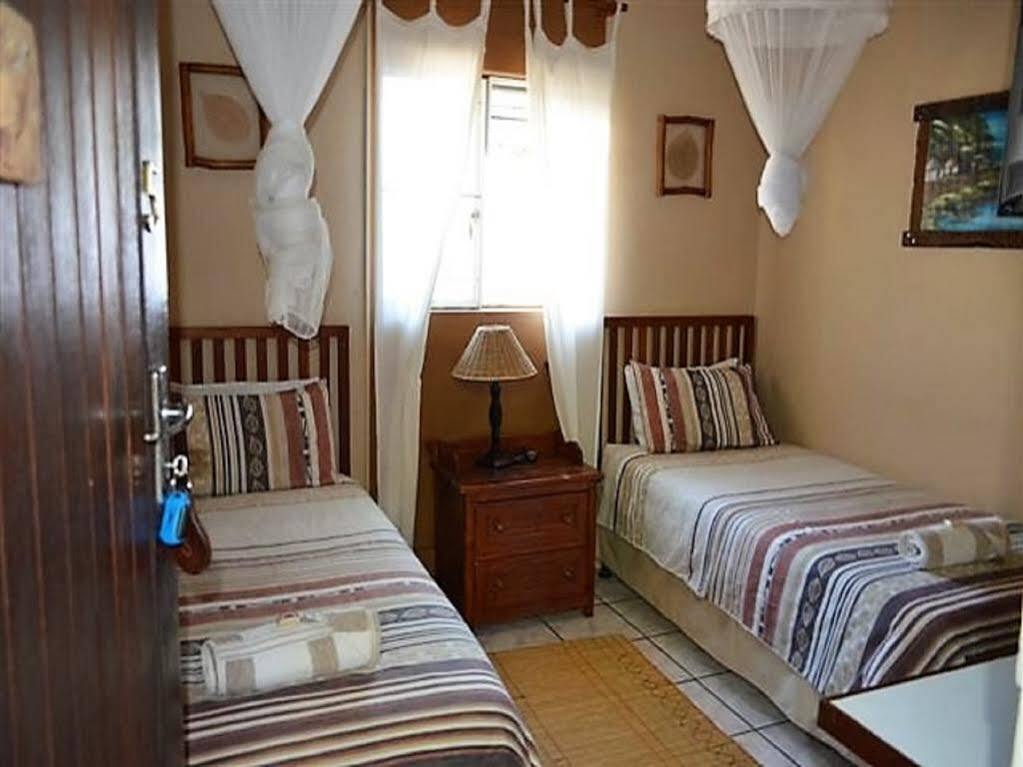 A Traveller'S Palm Hotel Phalaborwa Ngoại thất bức ảnh